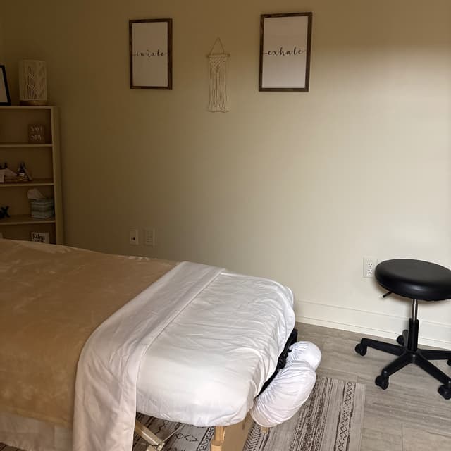 4 sessions at A Moment for U Massage in Seymour, IN